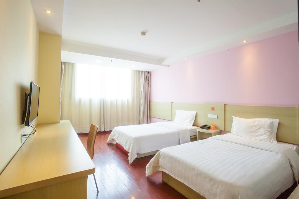 7Days Inn Premium Guangzhou Tianhe West Tiyu Road Subway Station Стая снимка