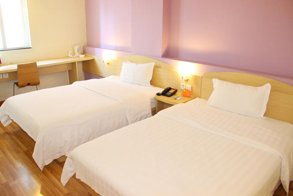 7Days Inn Premium Guangzhou Tianhe West Tiyu Road Subway Station Екстериор снимка