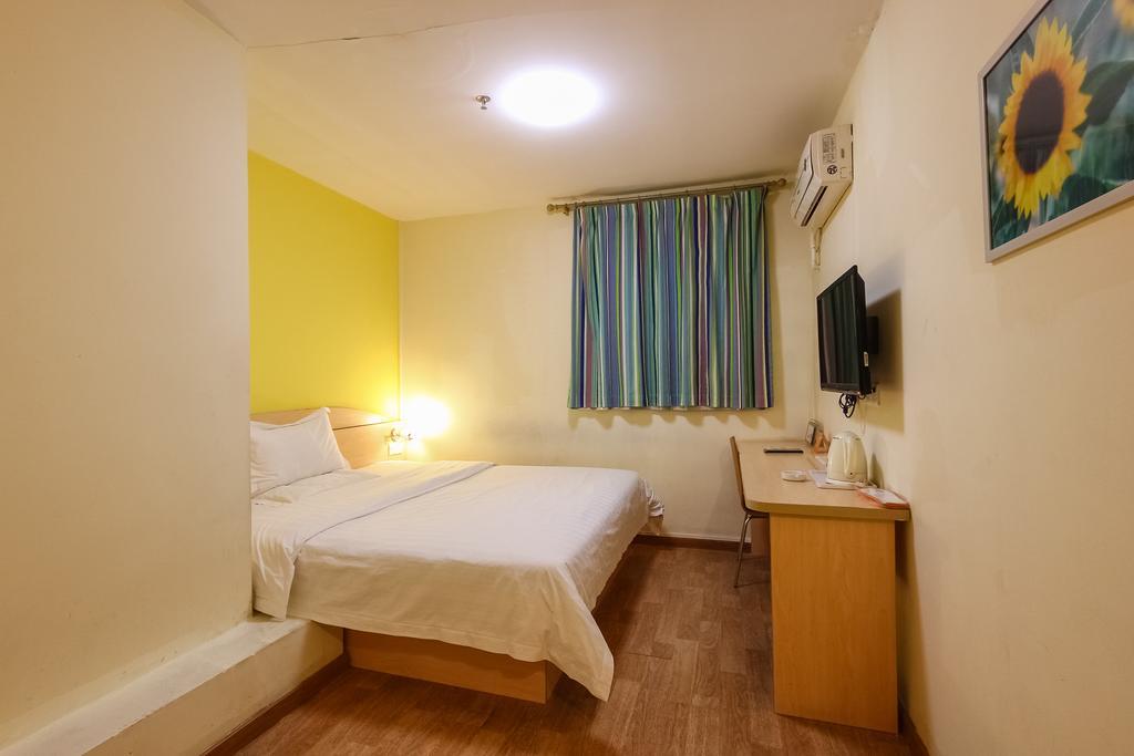 7Days Inn Premium Guangzhou Tianhe West Tiyu Road Subway Station Екстериор снимка